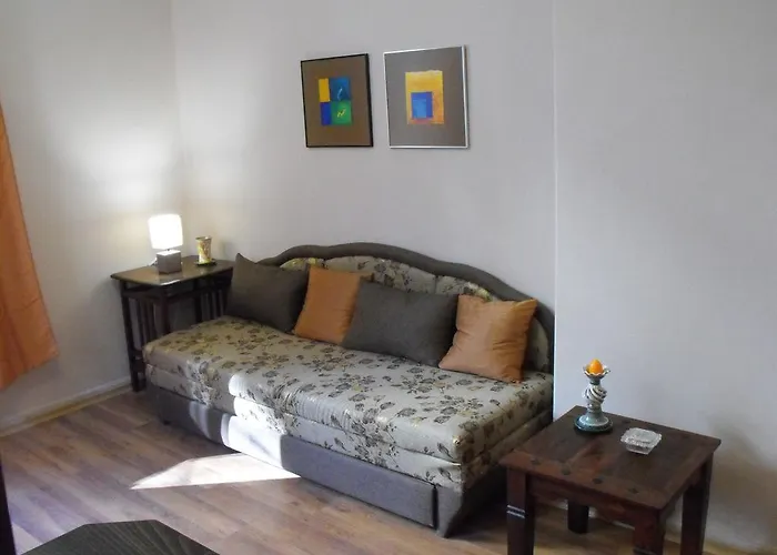 Julia Garden Lägenhet