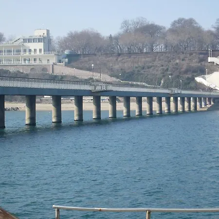 아파트 Julia Garden 부르가스